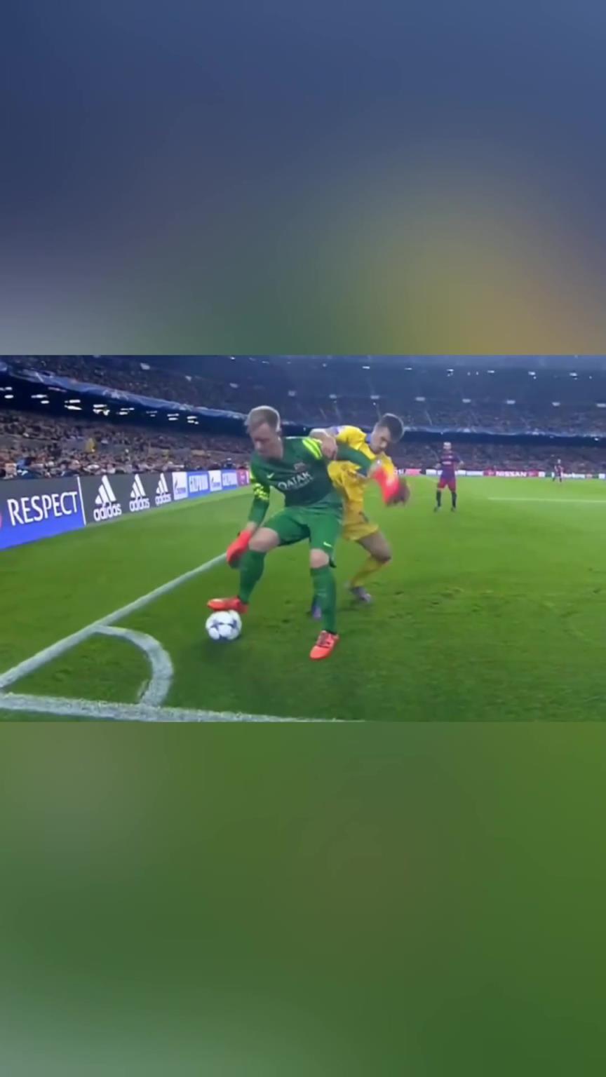 特爾施特根：老子的護(hù)球像亨利！誰來了也不好使！