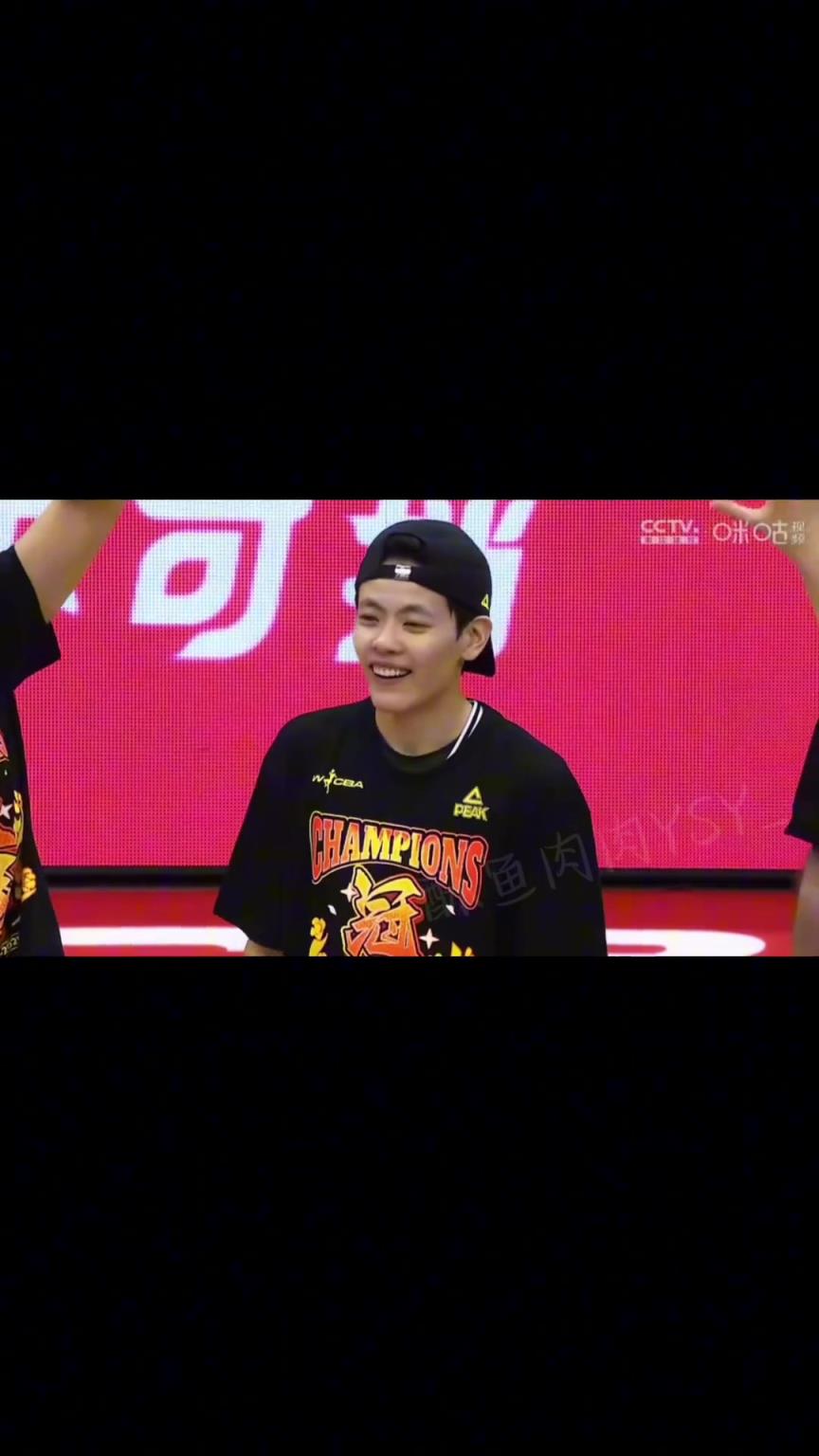 以小搏大以弱勝?gòu)?qiáng) ；從不被看好，到站到最高的領(lǐng)獎(jiǎng)臺(tái)...